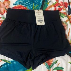 Fabletics Olesia Short NWT